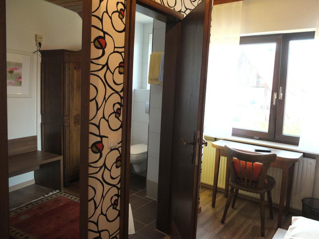 אוברקירש Gaestehaus Hermine מראה חיצוני תמונה
