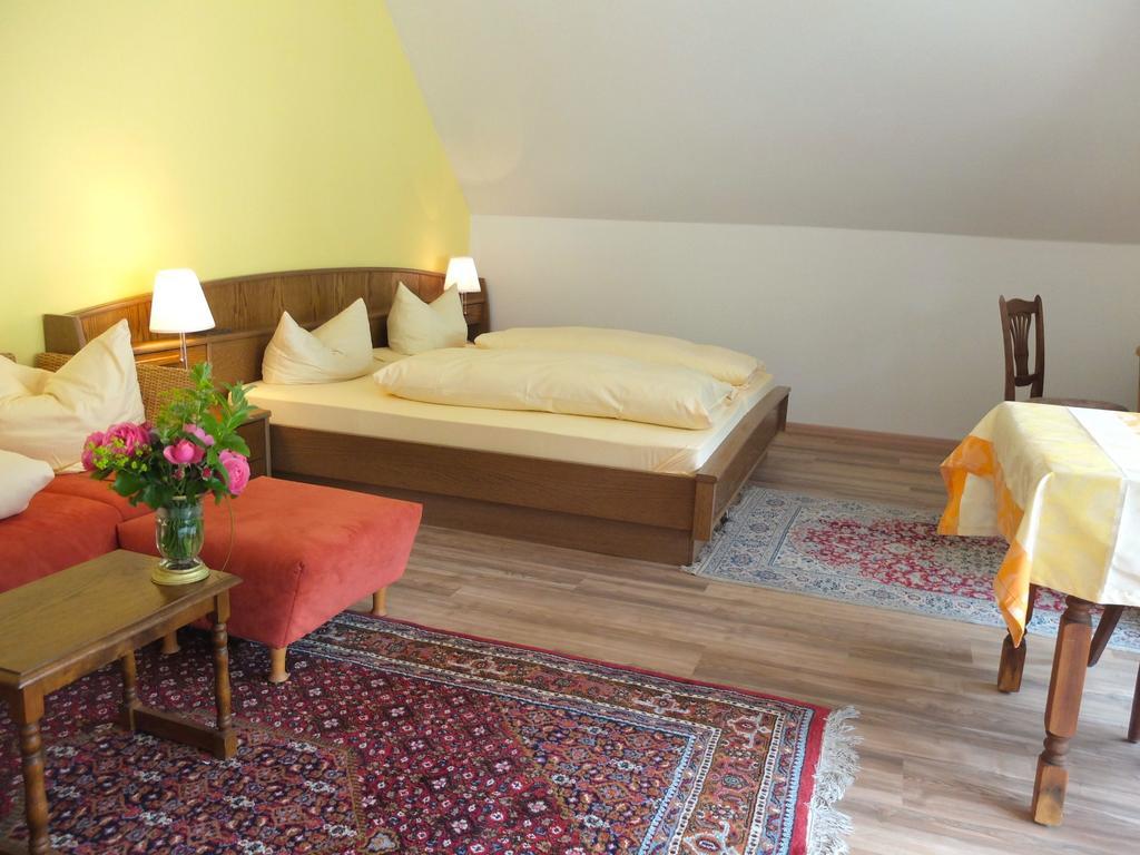 אוברקירש Gaestehaus Hermine מראה חיצוני תמונה